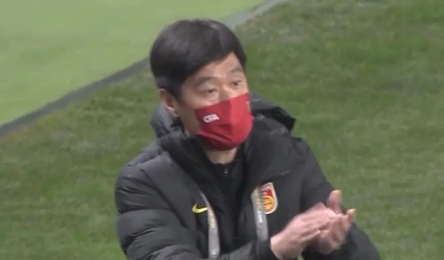 公交车坐最后一排c我